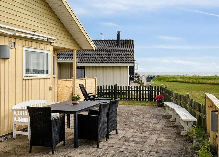 Gudmar - 75m From The Sea By Interhome